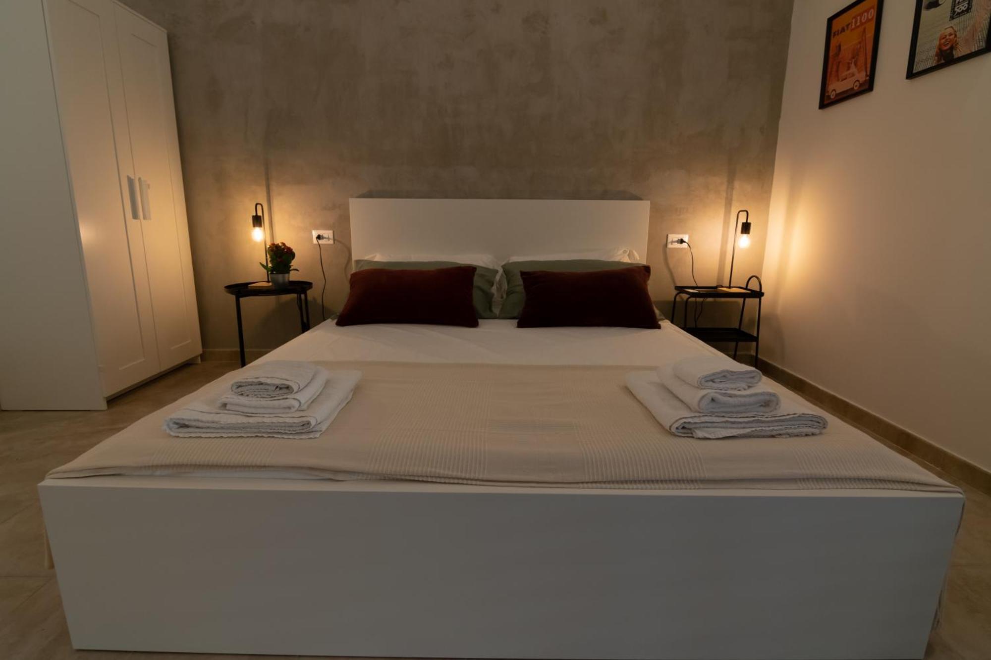 Affittacamere R-home Exclusive Aeroporto di Catania Fontana Rossa